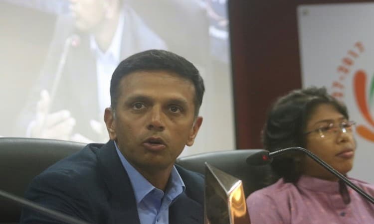 Images for Rahul Dravid downplays Kohli's 'rest' rumours