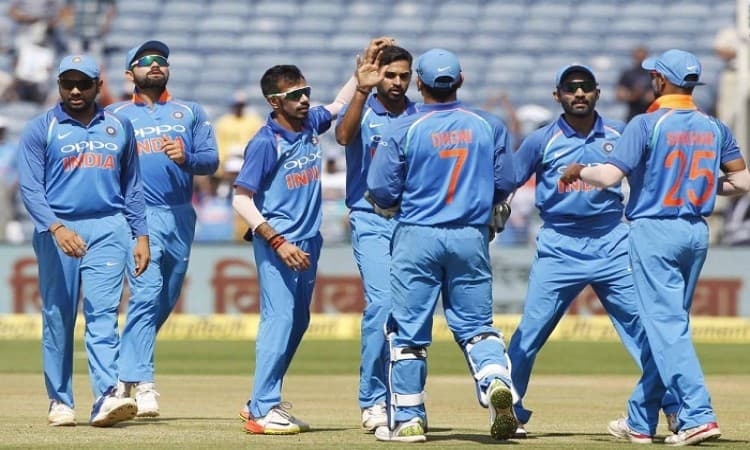 Indian bowlers restrict New Zealand to 230/9 in 2nd ODI  