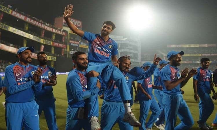 Ashish Nehra
