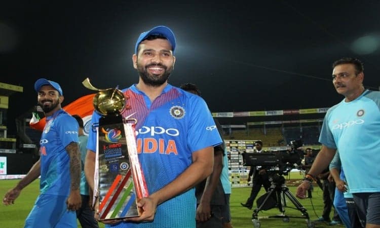 Rohit Sharma hails Dinesh Karthik's last ball brilliance