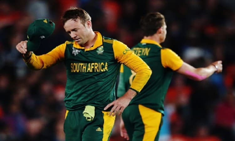 'Tired' de Villiers retires from international cricket