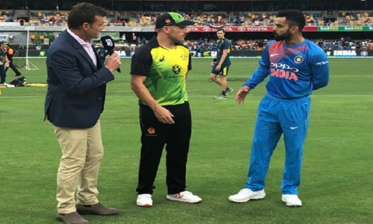 1st T20I: India to field against Australia Images