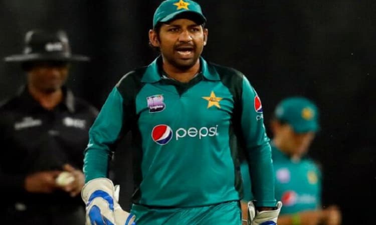 Sarfraz Ahmed gets 4-match ban for racist slur Images