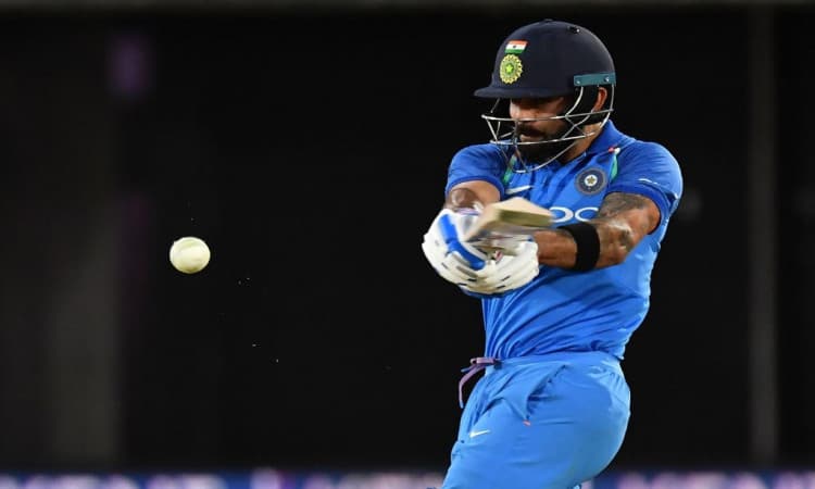  Virat Kohli 
