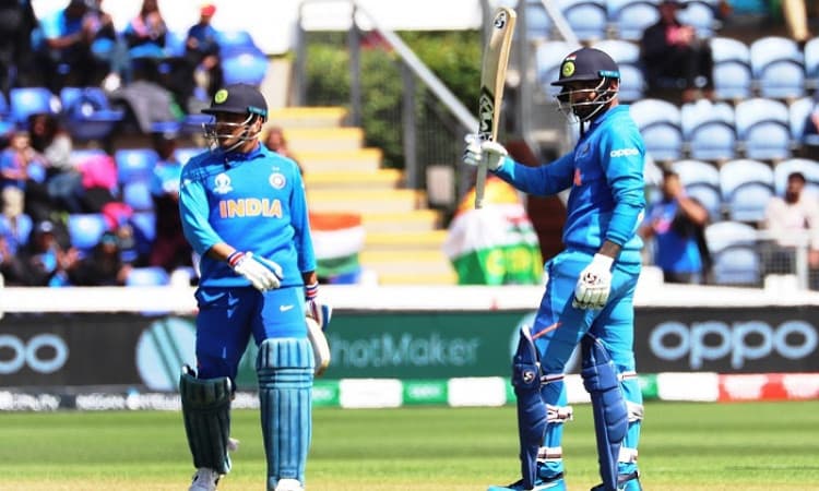 KL Rahul and MS Dhoni