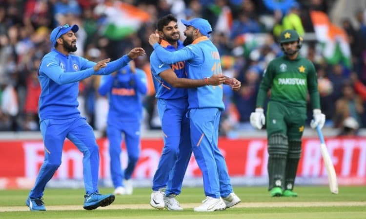 INDIA  VS PAKISTAN
