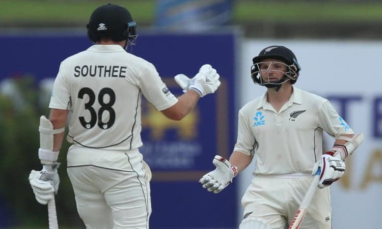 BJ Watling and Tim Southee