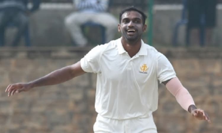 Mithun picks five in six balls in Mushtaq Ali semi-final Images