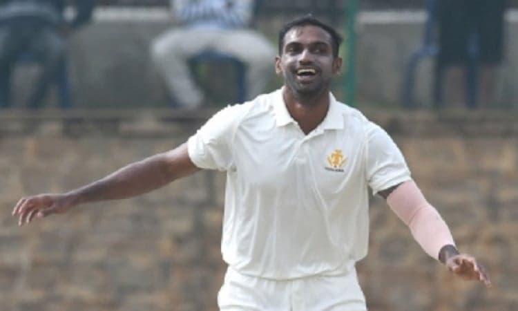 Mithun picks five in six balls in Mushtaq Ali semi-final Images