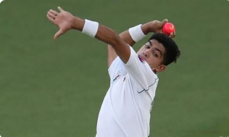 Naseem now member of senior Pak team, shouldn't be demoted' Images