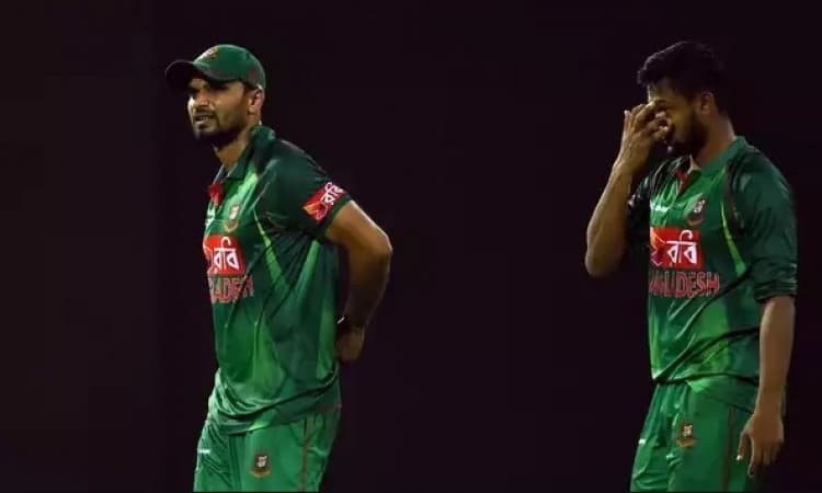 Mashrafe Mortaza and Shakib Al Hasan 