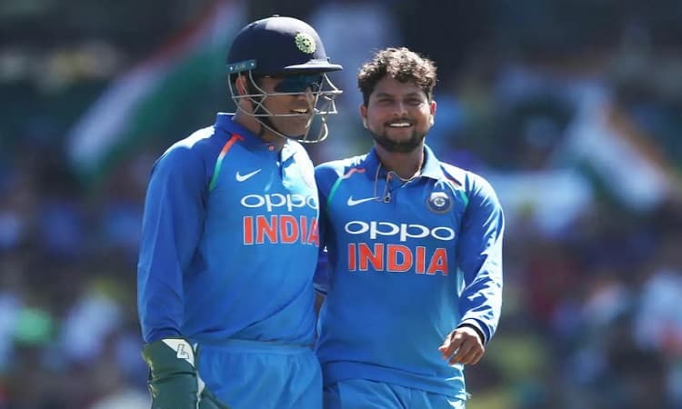 MS Dhoni and Kuldeep Yadav