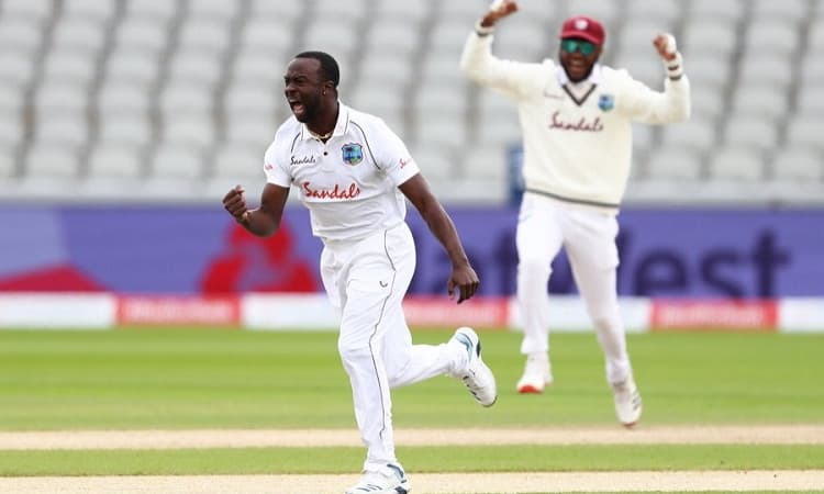 Kemar Roach