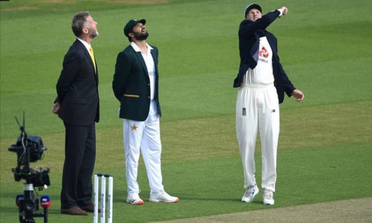 TOSS ENGLAND VVS PAK