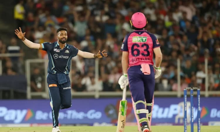 Cricket Image for IPL 2022 Final: Local Boy Hardik Pandya's Sharp Bowling Restricts Rajasthan to 130