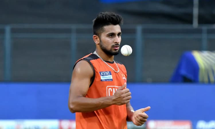 Cricket Image for J&K LG Manoj Sinha Praises Umran Malik, Says The Young Pacer An Inspiration  