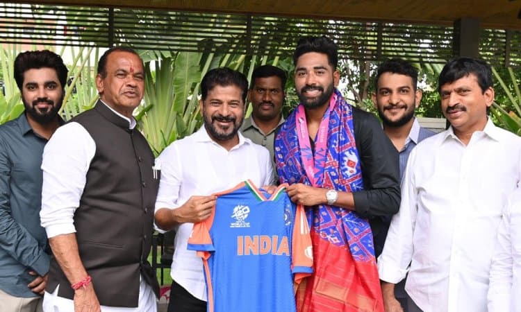 India pacer Siraj felicitated by Telangana CM