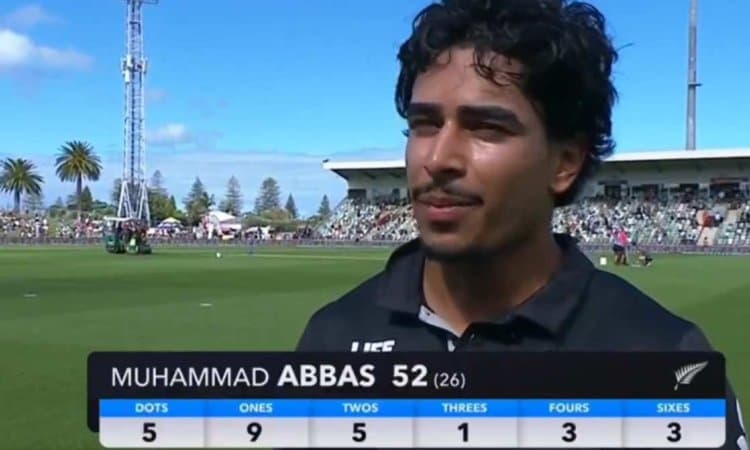 Mark Chapman blasts ton as New Zealand win first Pakistan ODI by 73 runs