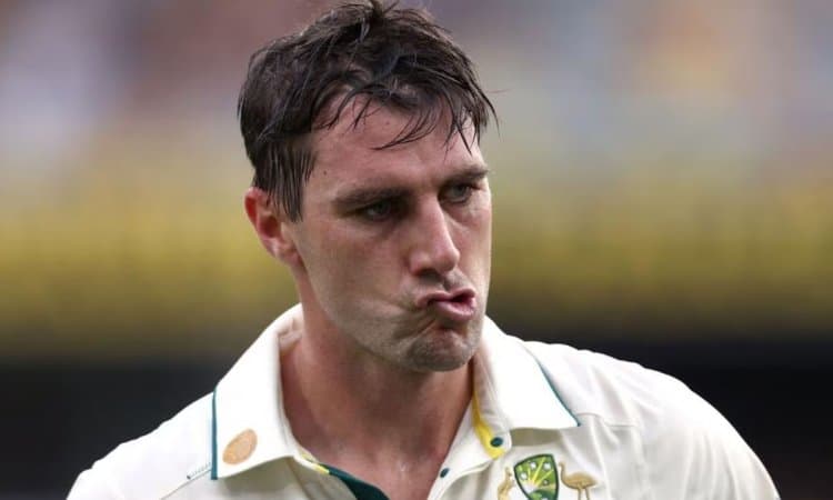 Australia's Cummins Makes Tentative Bowling Return