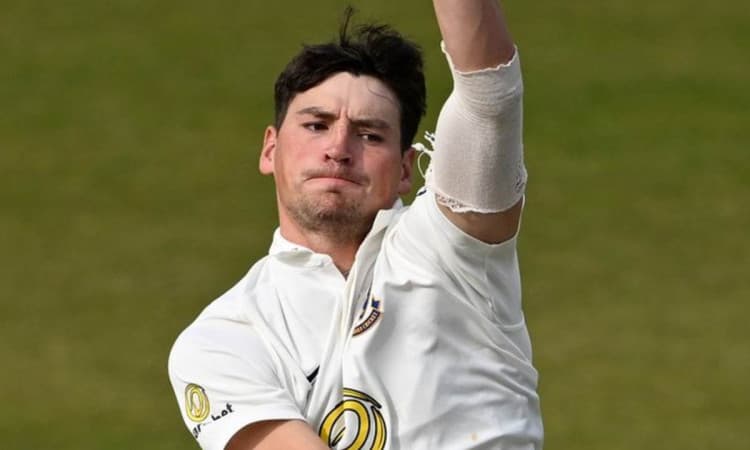 Henry Crocombe Takes Second Hat-Trick In 8 Days As Essex Collapse