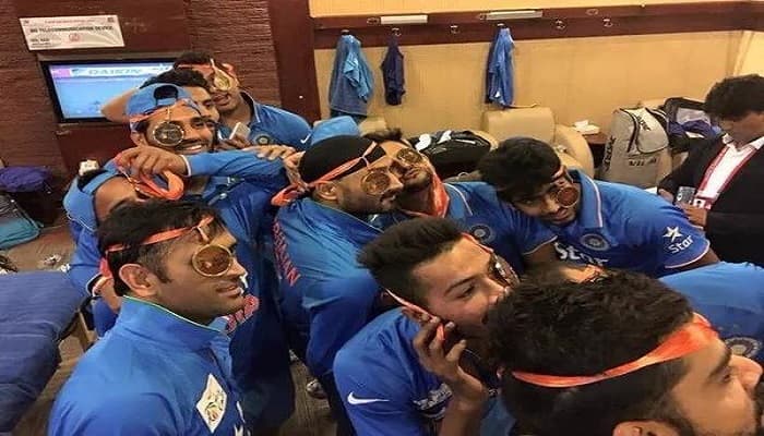 Downcast Indian cricketers stay put in hotel rooms