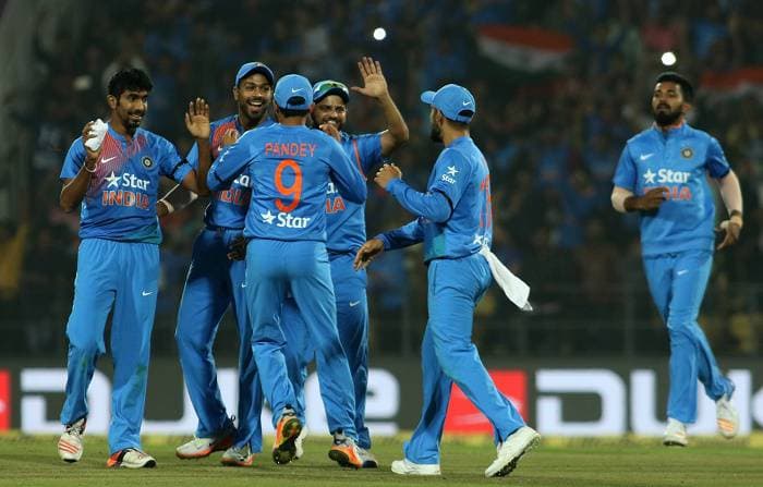 India pull off stunning death-over in second T20I against England