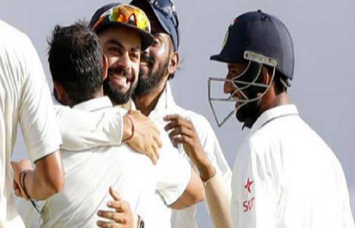 India reduce Windies to 88/4 at lunch on Day 1 of second Test