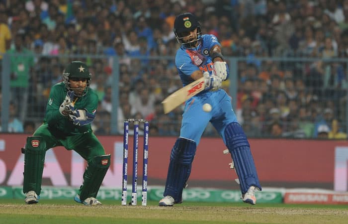 India beat pakistan by 6 wickets