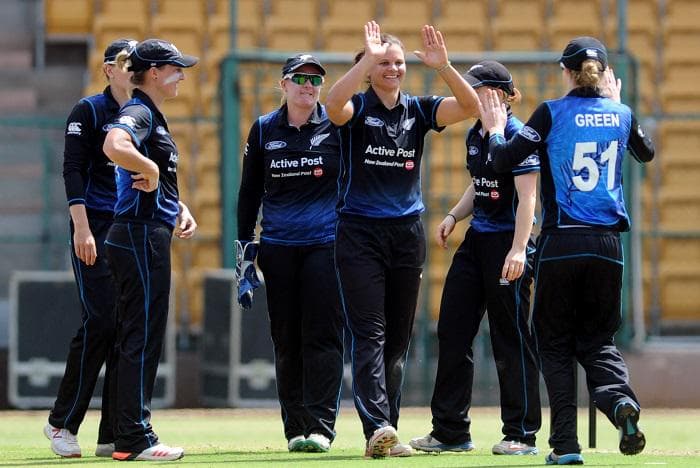 New Zealand face Sri Lanka in women's World T20 