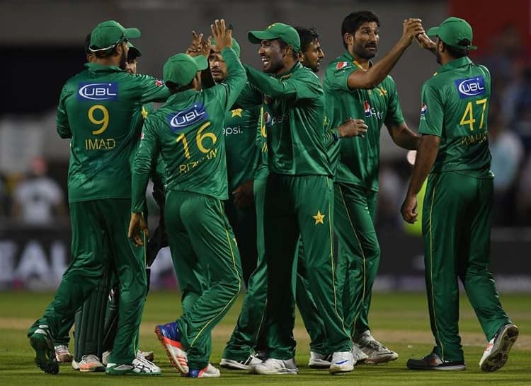 Manchester T20I : Pakistan won by 9 wickets