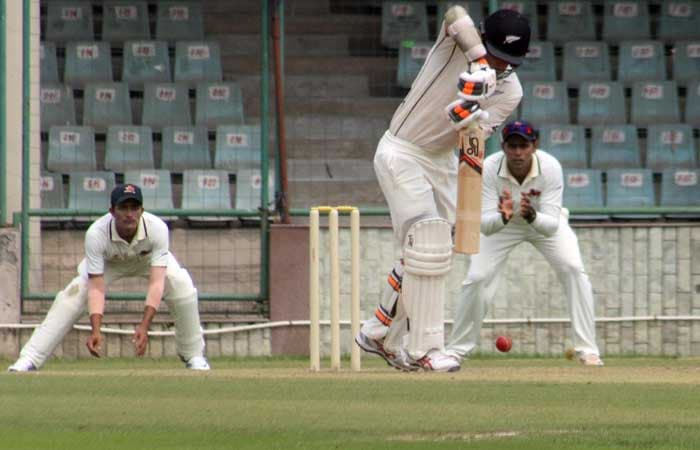 Image for Second Test: New Zealand 135/3 at tea on Day 4